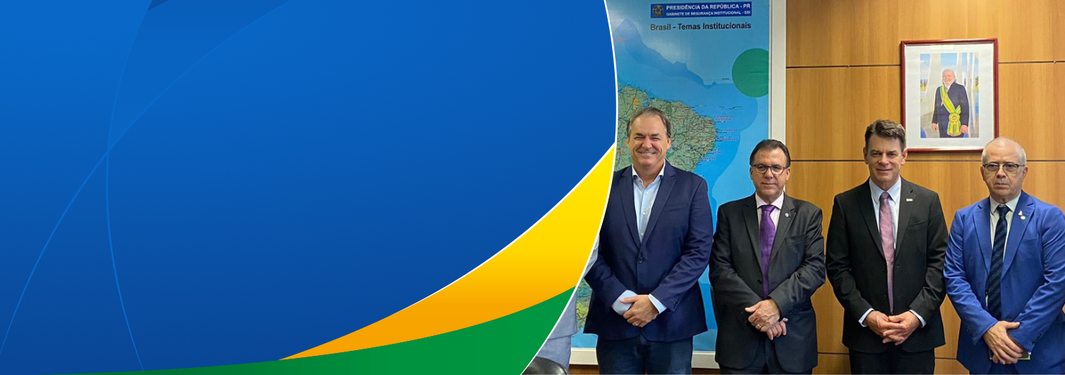 CNDL discute trabalho aos feriados com Ministro do Trabalho