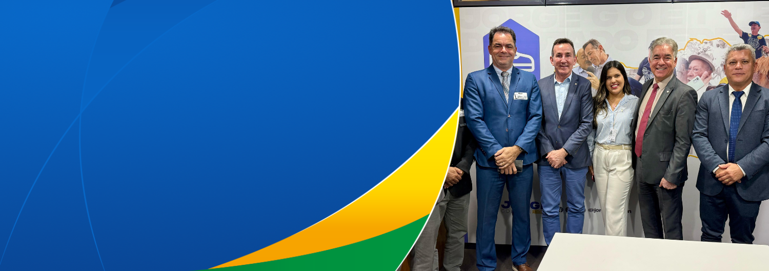 Sistema CNDL entrega propostas de ajustes na Lei do Simples Nacional à Comissão Especial do PLP 108/2021 na Câmara dos Deputados.